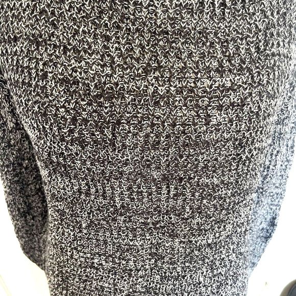 A new approach Sweater Boho Size Large Knit Womens Crocheted Oversized Gray Sz L - Picture 6 of 12
